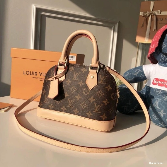 Louis BB ALMA Vuitton 0818